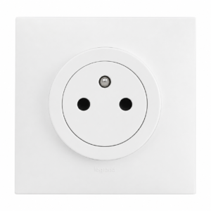 Legrand- Prise complète Dooxie 2P+T 16A blanche